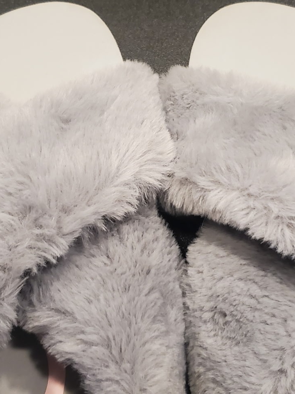 Cozy Women's Faux-Fur Gray Sandals Toms Size 9
